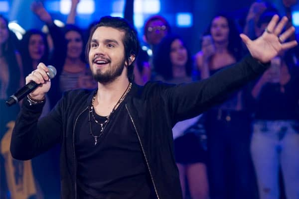 Luan Santana terá atração ao vivo às quartas-feiras no canal pago