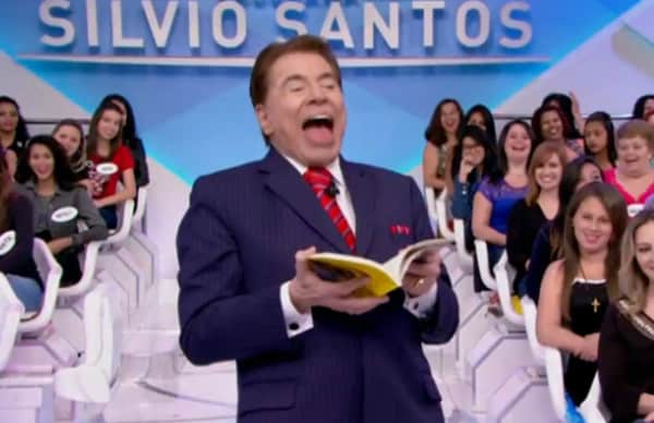 voce-nao-se-incomoda-de-meterem-o-pau-em-voce-pergunta-silvio-aos-risos-a-dudu-camargo