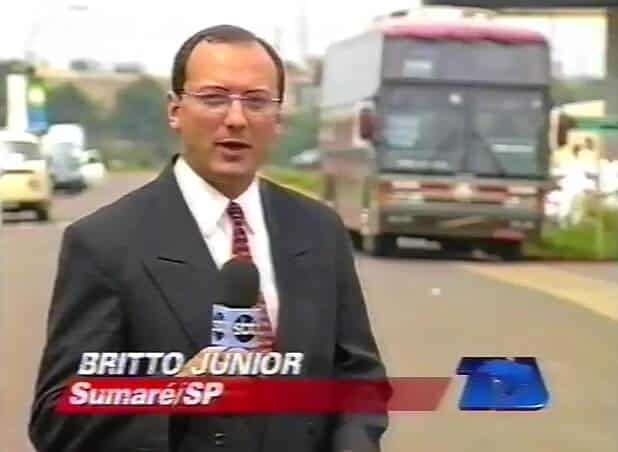 Reprodução Britto Jr então no "TJ Brasil", em 1996.