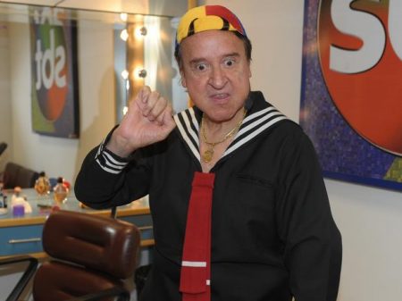 Carlos Villagrán, o Quico, se candidata a governador no México
