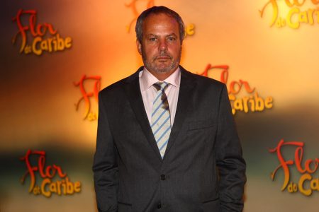 Diretor busca locações na Argentina para série sobre musa de Guimarães Rosa