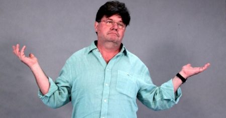Marcelo Madureira, do “Casseta”, critica Bolsonaro e sai escoltado pela PM