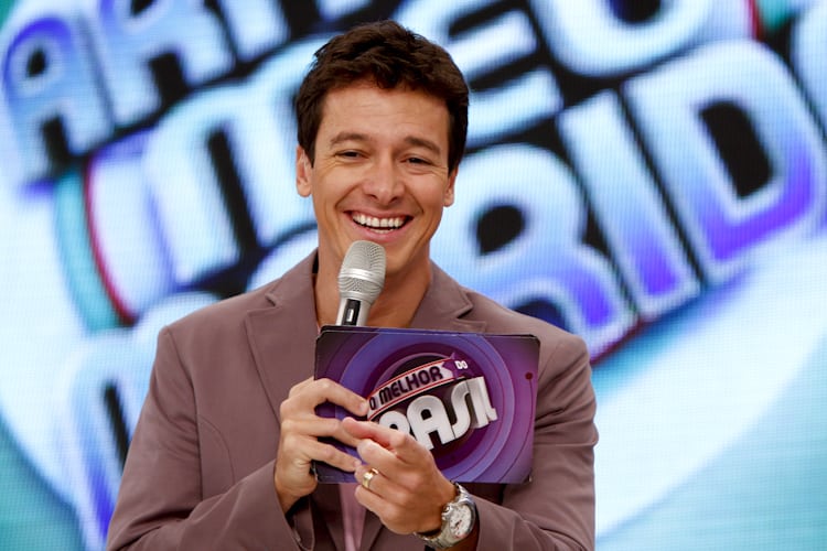 Resultado de imagem para record e rodrigo faro