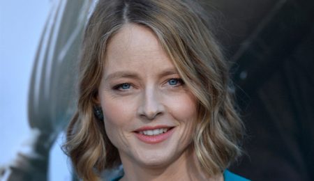 Jodie Foster critica filmes de super-herói e James Gunn rebate