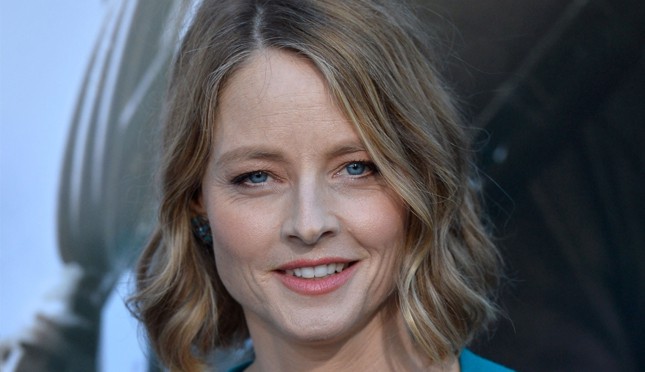 Jodie Foster critica filmes de super-herói e James Gunn rebate
