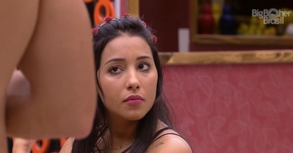 Bbb 15 Talita Diz Que Casou Porque “queria Ter Uma Casa” 