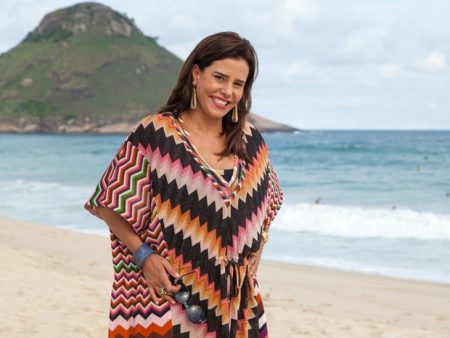 Narcisa Tamborindeguy dá o que falar com vídeos sobre chuvas no Rio
