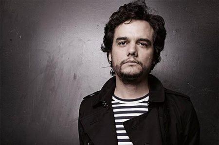 Revista é condenada a indenizar Wagner Moura por uso indevido de imagem