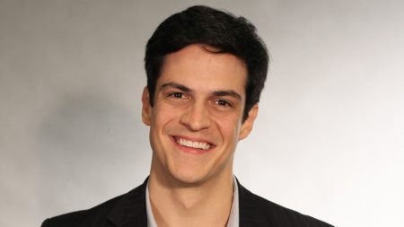 Globo proíbe Mateus Solano como Félix no filme “Crô 2”
