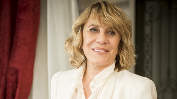 Divulgação Renata Sorrah declara: "Trabalhei uma vida toda pra virar a mulher dos memes"