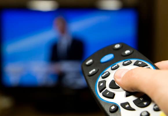 TV por assinatura perde mais de 500 mil contratos em um ano
