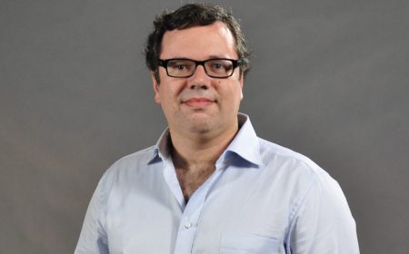 Autora que perdeu novela na Globo vira braço direito de João Emanuel Carneiro