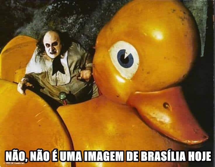 Pedido de impeachment vira meme nas redes sociais. Confira as imagens!