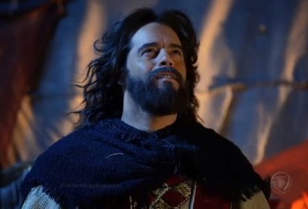 Ator que fez Deus em novela se pronuncia sobre acusação contra a Record