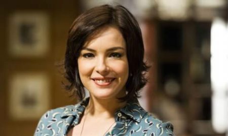 Regiane Alves comemora papel em nova novela das 19h: “Muito feliz”