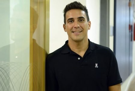 André Marques posta foto aos 19 anos e surpreende internautas; veja