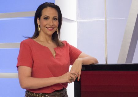 Maria Beltrão ganha homenagem e vira boneca de Olinda