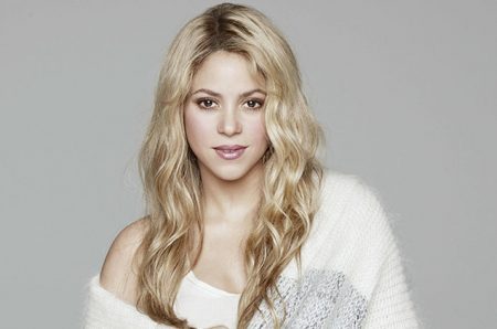 Shakira é criticada por suposta menção ao Nazismo; entenda