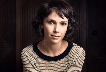 Débora Falabella aparece em clique inédito ao lado de Adriana Esteves