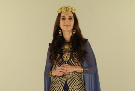 Adriana Garambone viverá prostituta sofredora em “Jesus”, da Record