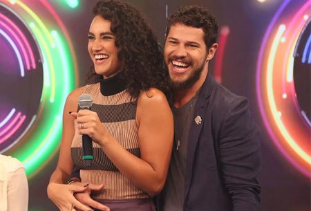 Débora Nascimento toma atitude drástica envolvendo casamento com José Loreto