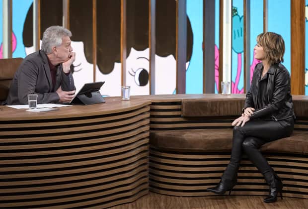 Divulgação/ TV Globo Cláudia Abreu revela que é mais fácil cuidar de quatro filhos do que de um