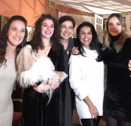 Reprodução Lilia Cabral reúne atores de "A Força do Querer" e outros famosos em aniversário de 60 anos; veja fotos