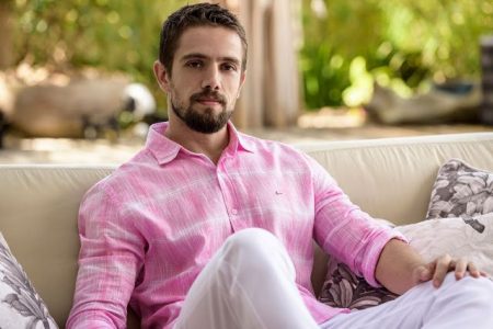 Rafael Cardoso será o protagonista de “Espelho da Vida”, substituta de “Orgulho e Paixão”