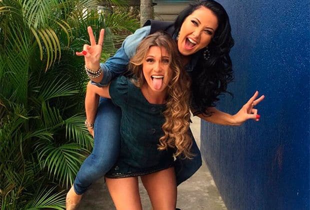 Lívia Andrade não deixa barato e reage a comentário de Helen Ganzarolli