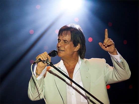 No aniversário de Roberto Carlos, canal Viva reexibirá especiais do cantor