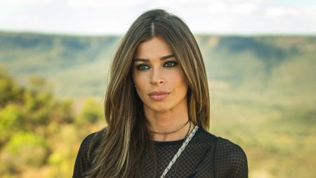 Grazi Massafera fala sobre redenção de Lívia em “O Outro Lado do Paraíso”