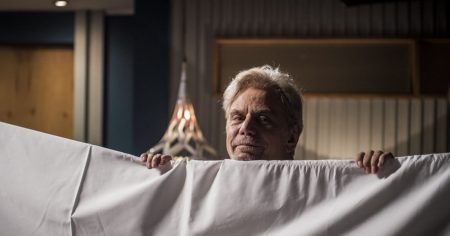 Pega Pega – Capítulo de Segunda (18/10): Athaíde nega conhecer Timóteo