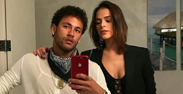Neymar deixa de assistir novela por causa de cenas quentes de Bruna Marquezine