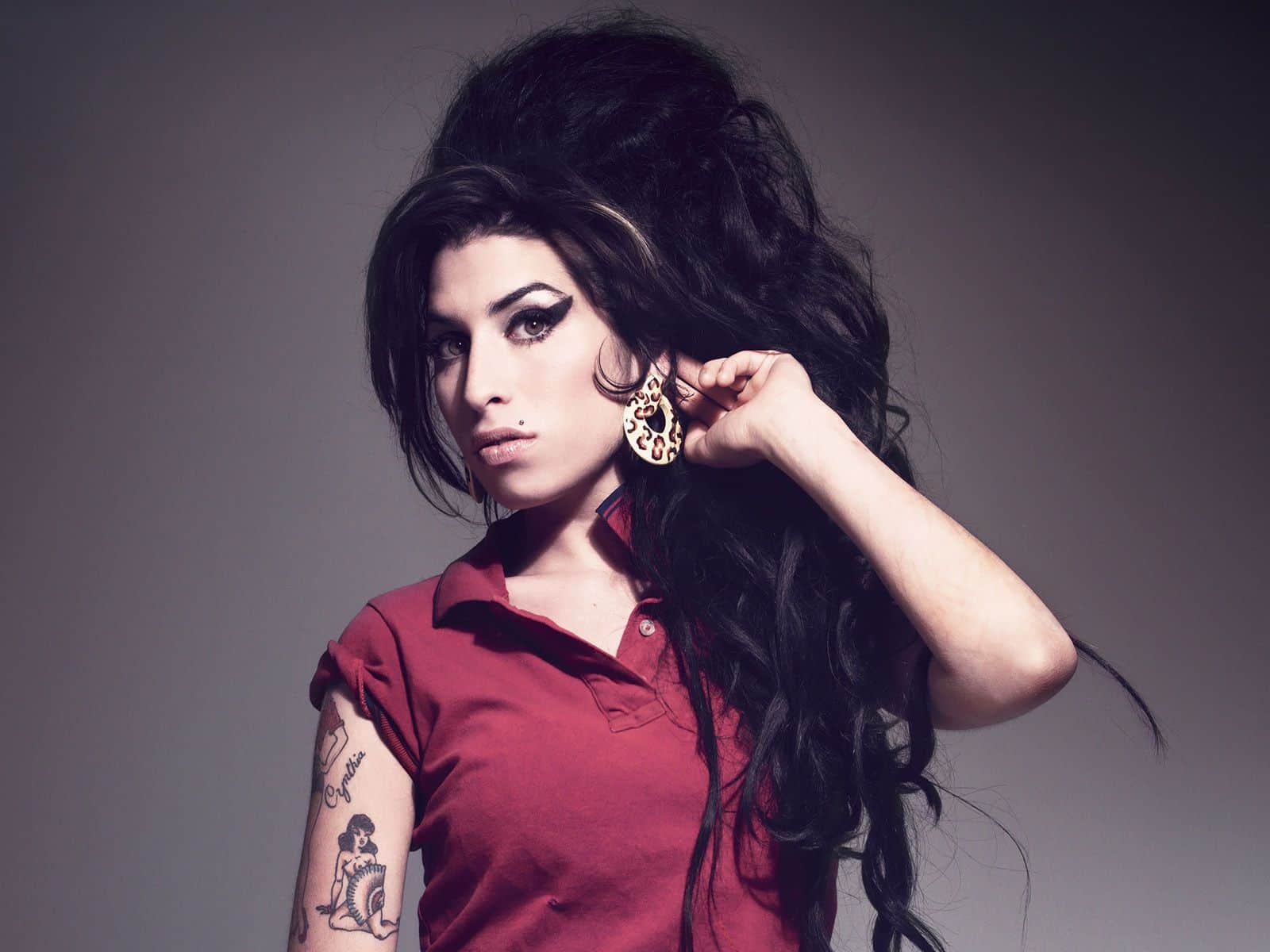 Pai diz que vê fantasma de Amy Winehouse