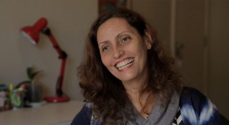 Autora de “Pega Pega” esperou cinco anos para ter sinopse aprovada pela Globo