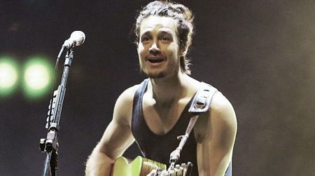 Tiago Iorc se despede de rede social: “Um descanso vai me fazer bem”