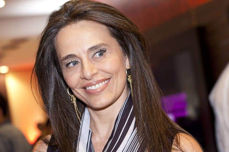 Carla Vilhena pede demissão da Globo após 34 anos