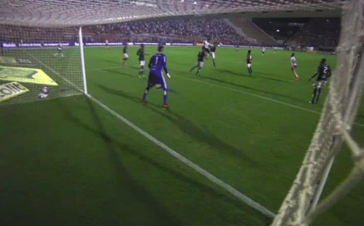 Audiência da TV: Primeira partida de futebol do ano dá mesmo resultado que série da Globo