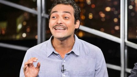 “Meu avô já dizia: junte-se aos bons”, dispara Eduardo Sterblitch sobre a Globo