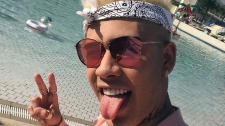 MC Kevinho compra apartamento luxuoso e desabafa: “Há quatro anos dormindo no chão”