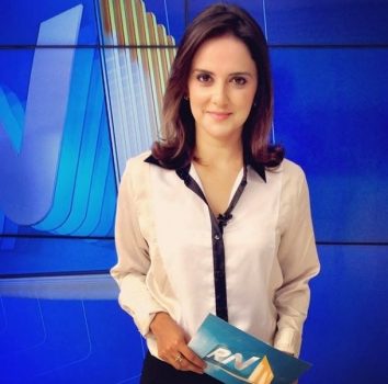 Apresentadora da Globo reclama ao vivo e áudio vaza: “Todo dia essa pu…”