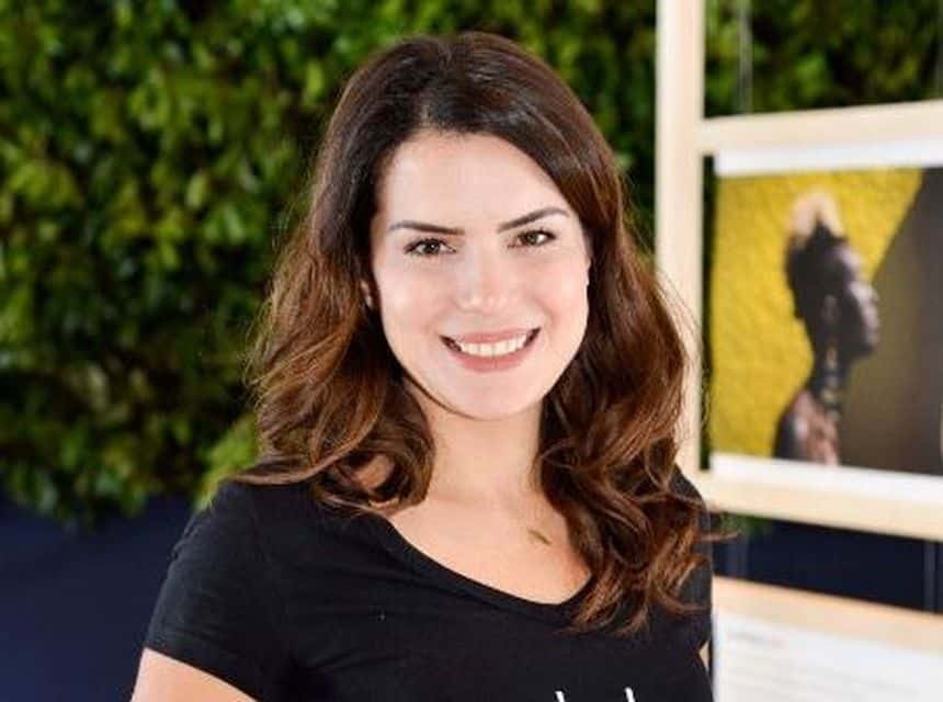 Carolina Ferraz será uma das convidadas da estreia de “Superpoderosas”