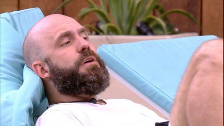 BBB18 – Viegas e Caruso acusam Diego de “leva e traz”: “Joga com quem é conveniente”
