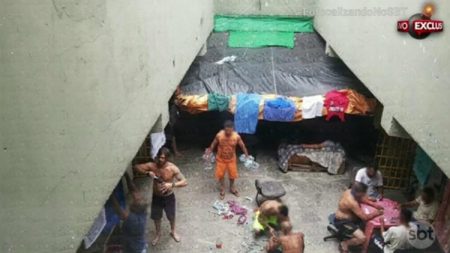 “Fico com muita pena”, diz mãe de Dado Dolabella sobre fotos do ator na prisão
