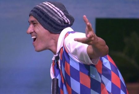 BBB18: Ayrton vence golfe e mantém Família Lima na liderança