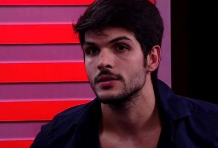 BBB18: Ao ver Instagram da noiva, Lucas se desespera e vira assunto na web