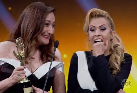 Climão e alfinetadas entre Joelma e Sonia Abrão no “Troféu Imprensa” dão o que falar