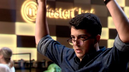 “MasterChef” seleciona 21 participantes em meio a gritos e repescagem polêmica