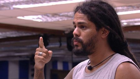 BBB18: Desconfiados do poder do anjo, Caruso e Viegas arquitetam votação