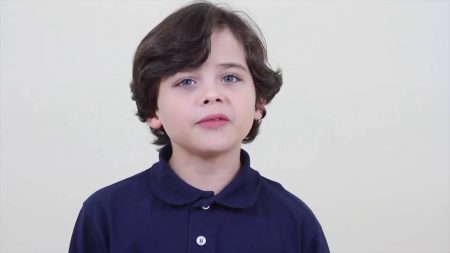 Record confirma Enzo Barone no elenco de “Lendas Urbanas”